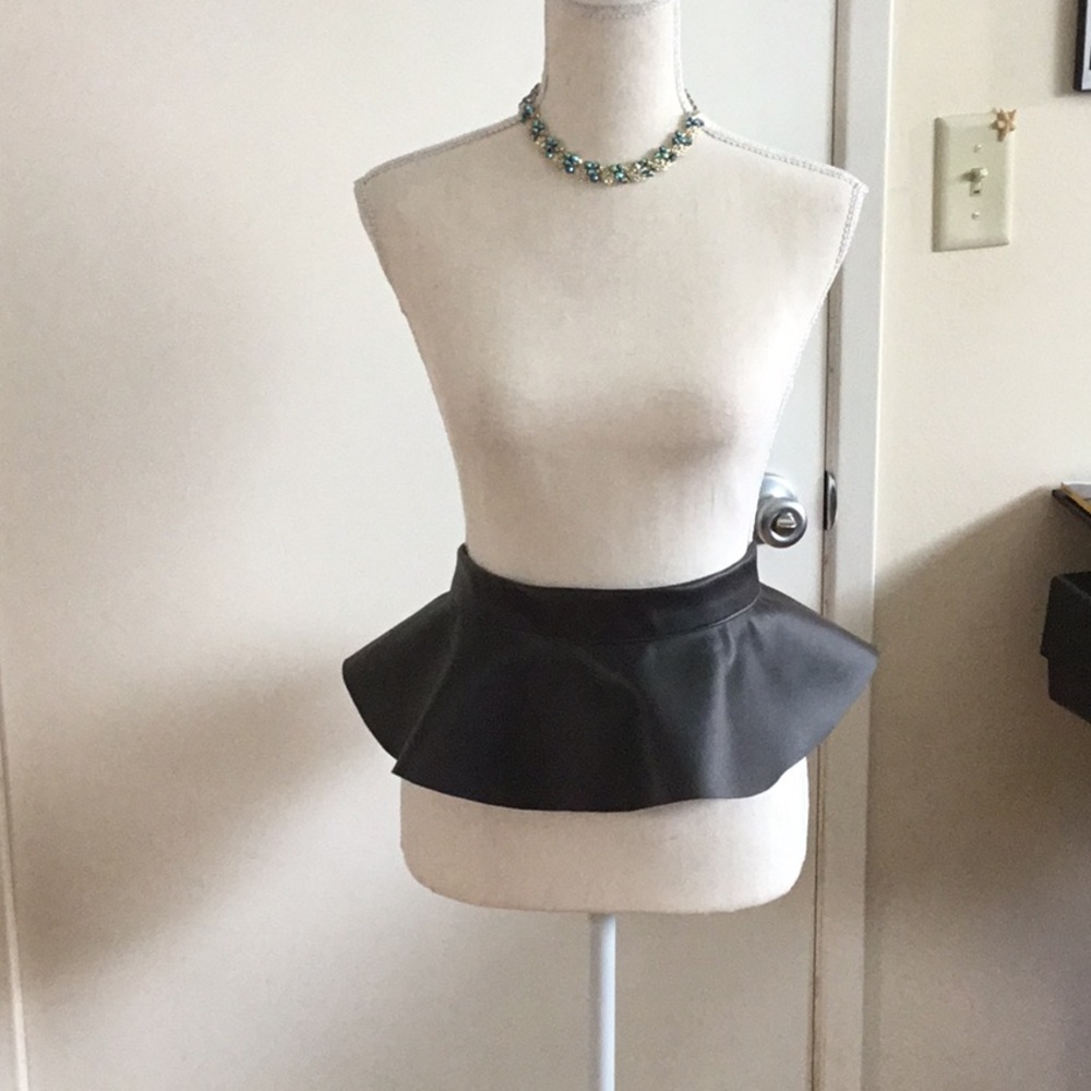 Vegan Leather Peplum! 👏💖